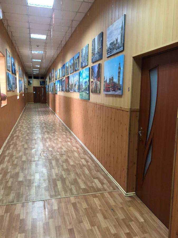 Hotel Арт-Вокзал Krivói Rog Exterior foto