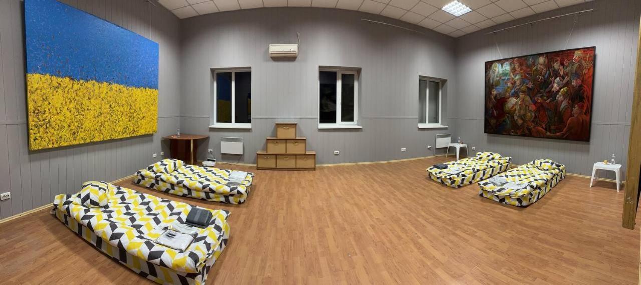 Hotel Арт-Вокзал Krivói Rog Habitación foto