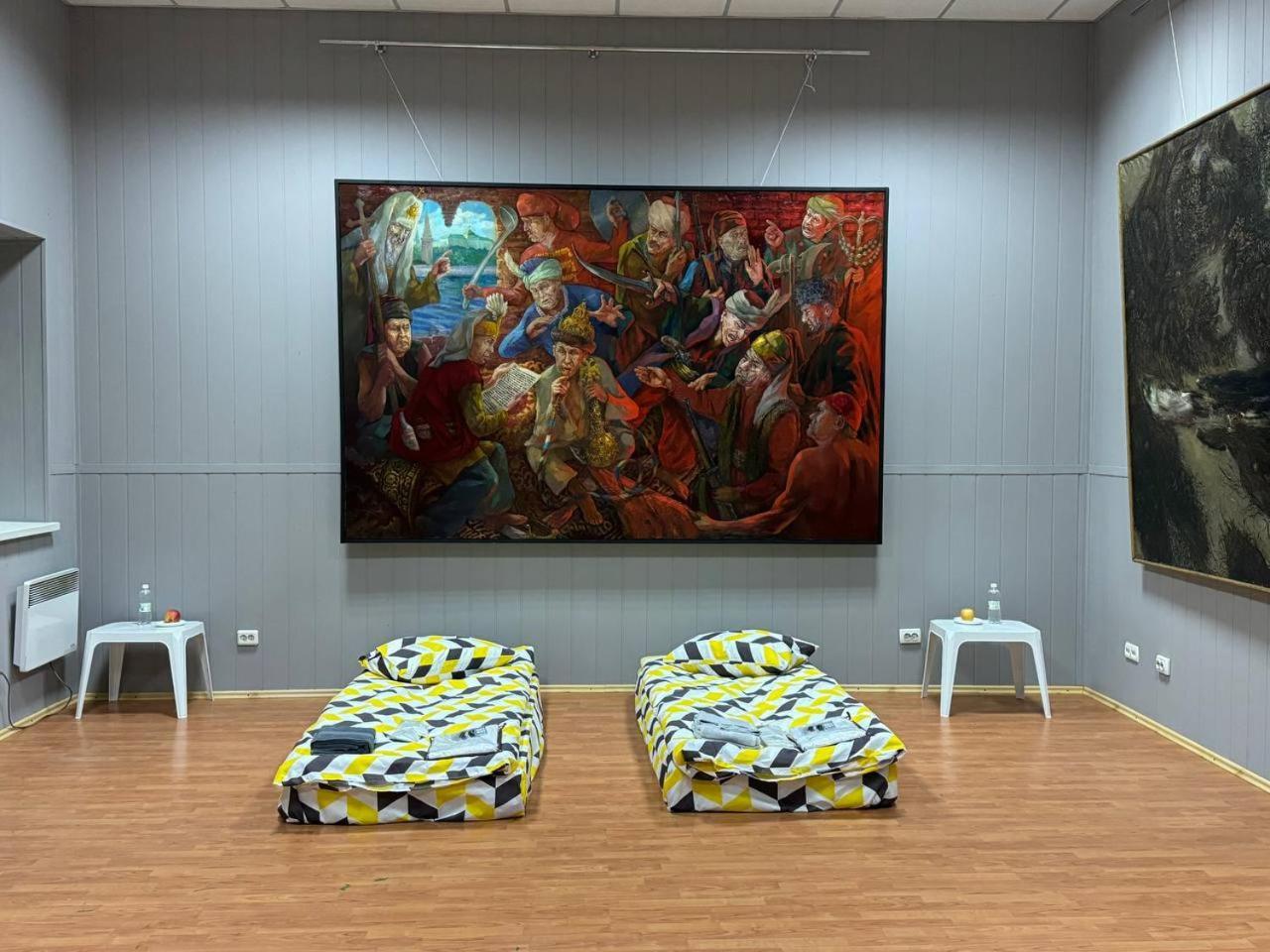 Hotel Арт-Вокзал Krivói Rog Habitación foto