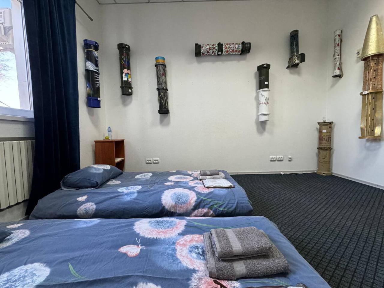 Hotel Арт-Вокзал Krivói Rog Habitación foto