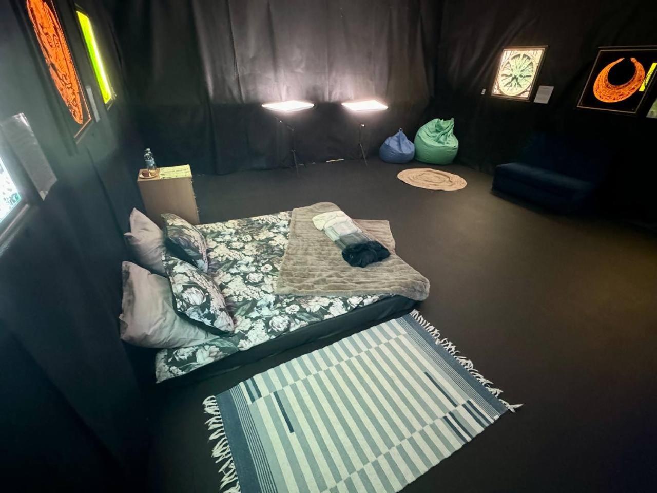 Hotel Арт-Вокзал Krivói Rog Habitación foto